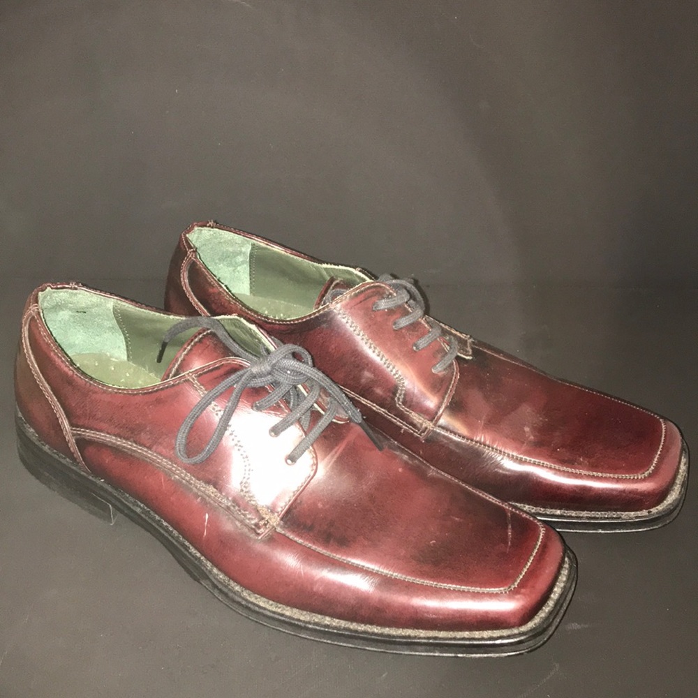 Kenneth Cole dress shoes